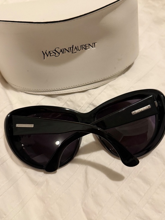 Yves Saint Laurent Black Oversized Sunglasses main image 4